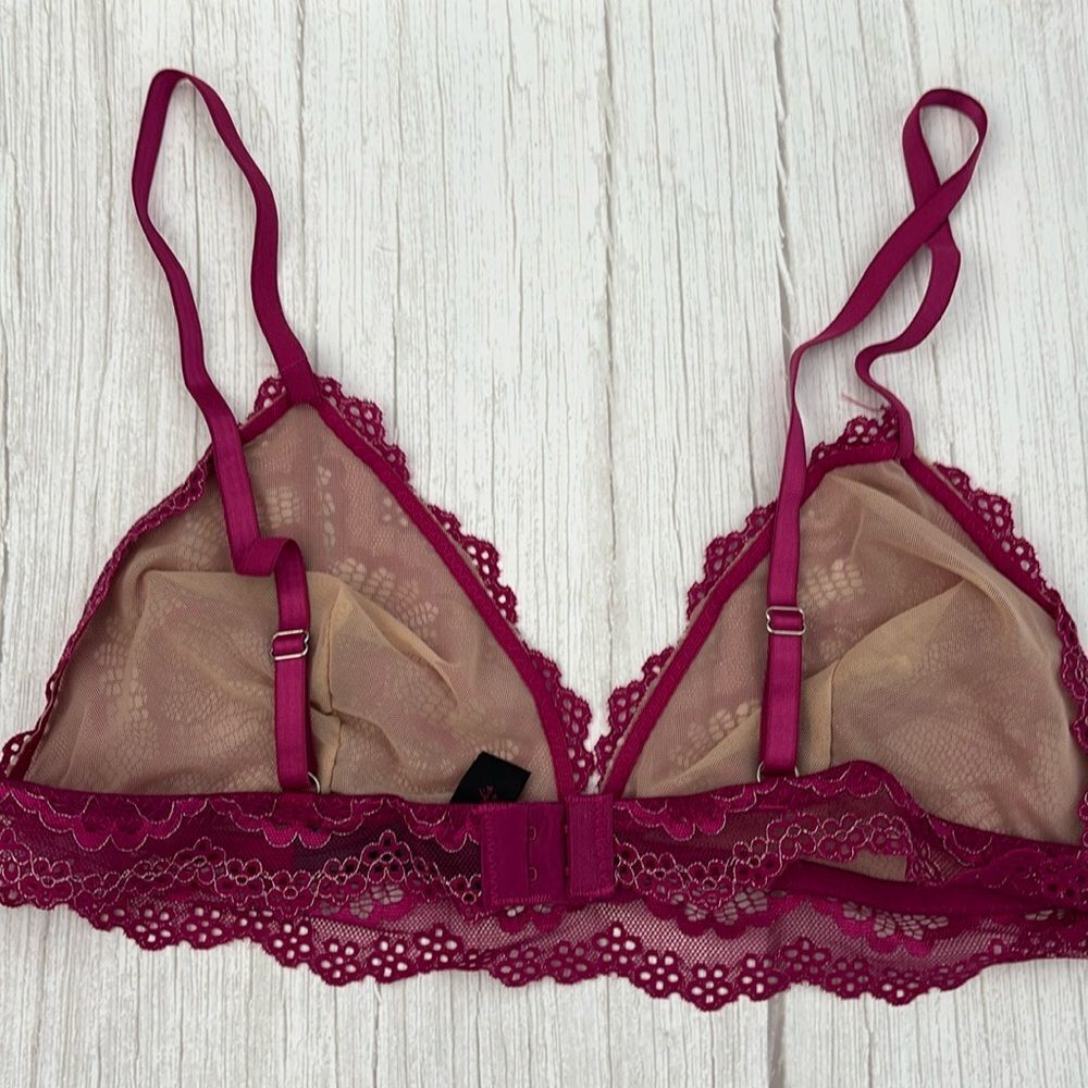 Frederick’s of Hollywood Purple Caroline Metallic Lace Bralette - Picture 4 of 6